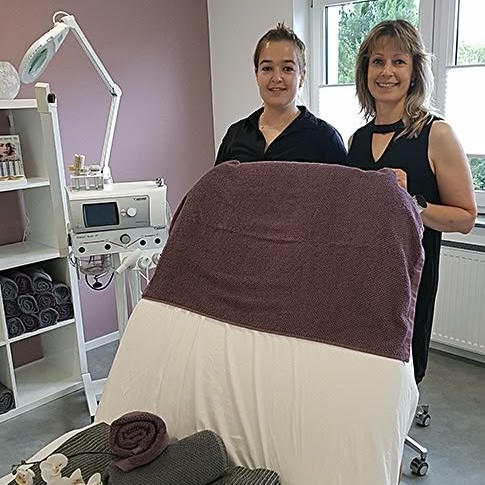 Trend Line Cosmetic Studio